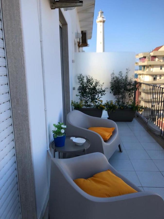 Faro Sul Mare Luxury Apartment - Zona Fiera Bari Luaran gambar