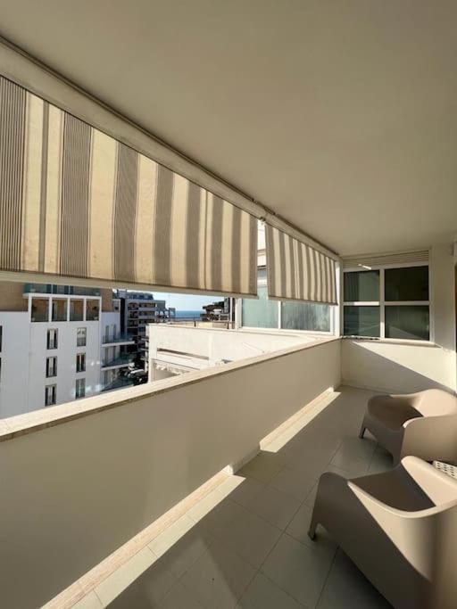 Faro Sul Mare Luxury Apartment - Zona Fiera Bari Luaran gambar