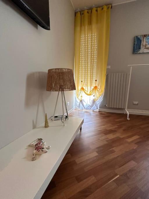Faro Sul Mare Luxury Apartment - Zona Fiera Bari Luaran gambar